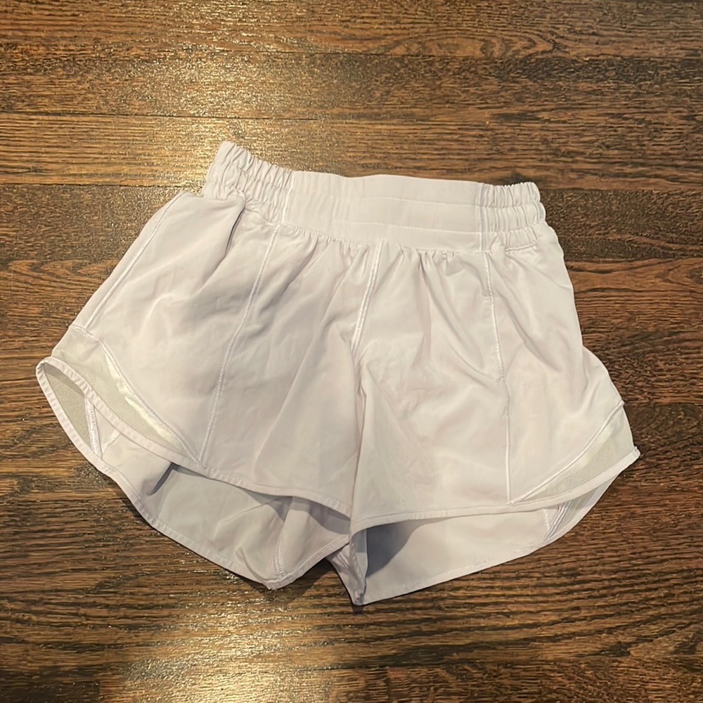 Lululemon Hotty Hot 4” Shorts - grey, size 2